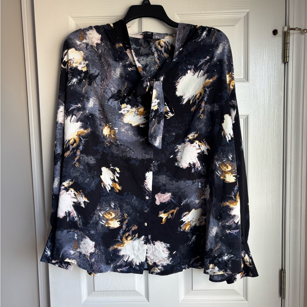 The Limited Women's Black and White Abstract Blouse
